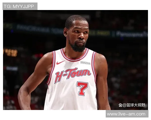 火箭全员积极备战快船训练照曝光KD专注状态引人关注